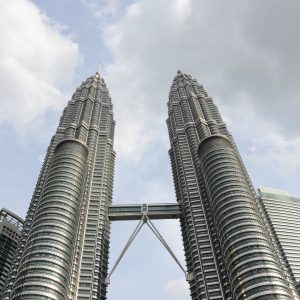 Petronas Twin Tower Skyline Asia  - SIDD122 / Pixabay